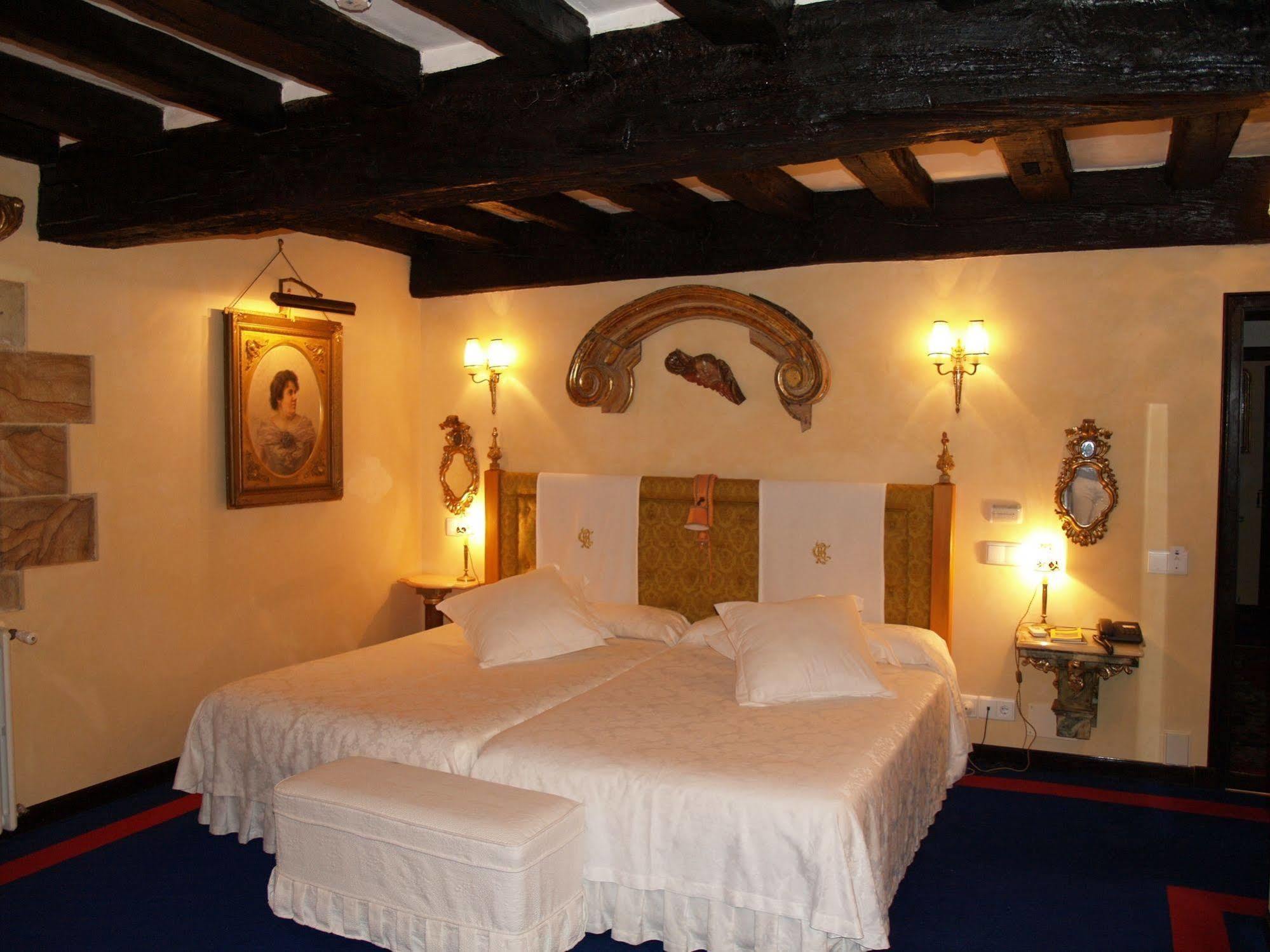 Hotel Palacio De La Pena Cantabria อาโฮ ภายนอก รูปภาพ